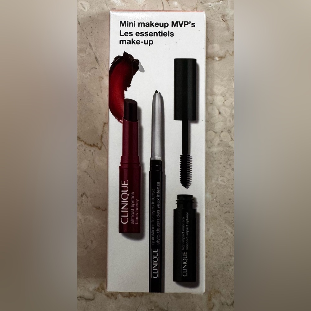 NEW In Box Clinique Mini Makeup - Picture 5 of 8